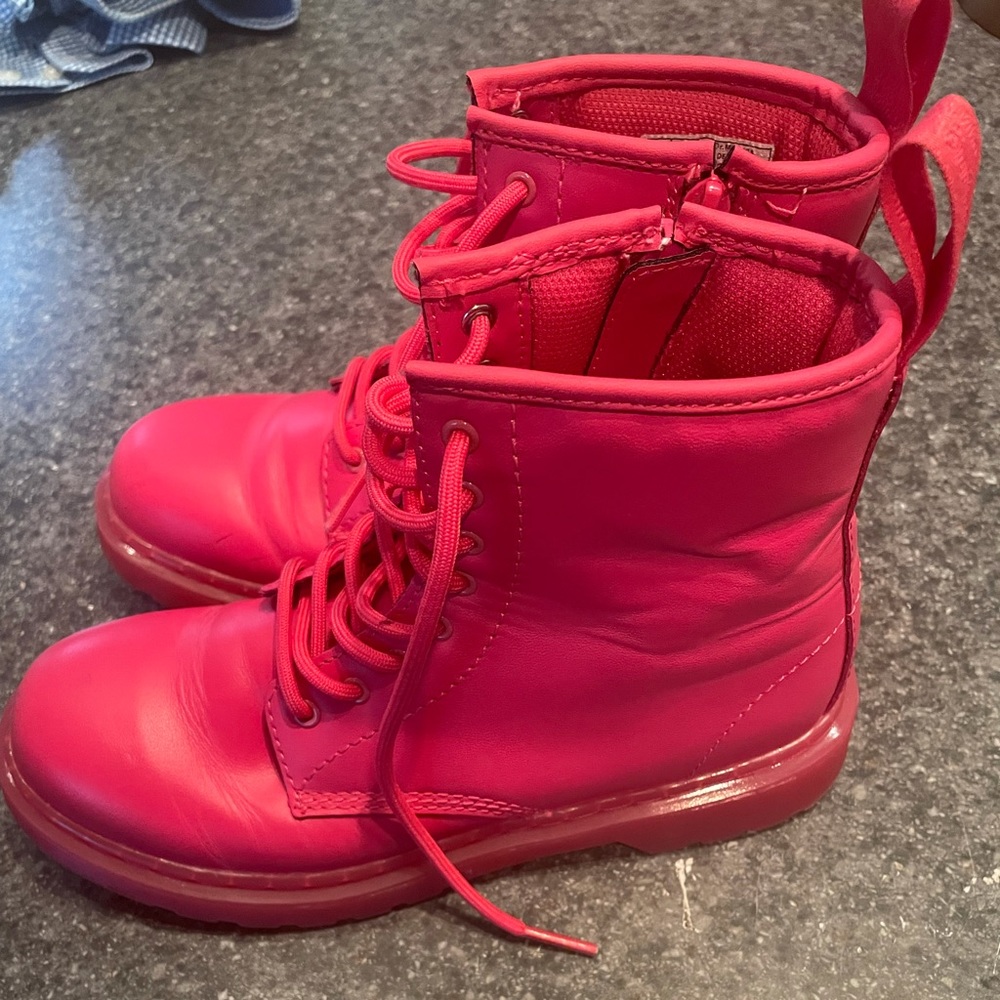 Neon pink Dr. Marten’s Delaney boot